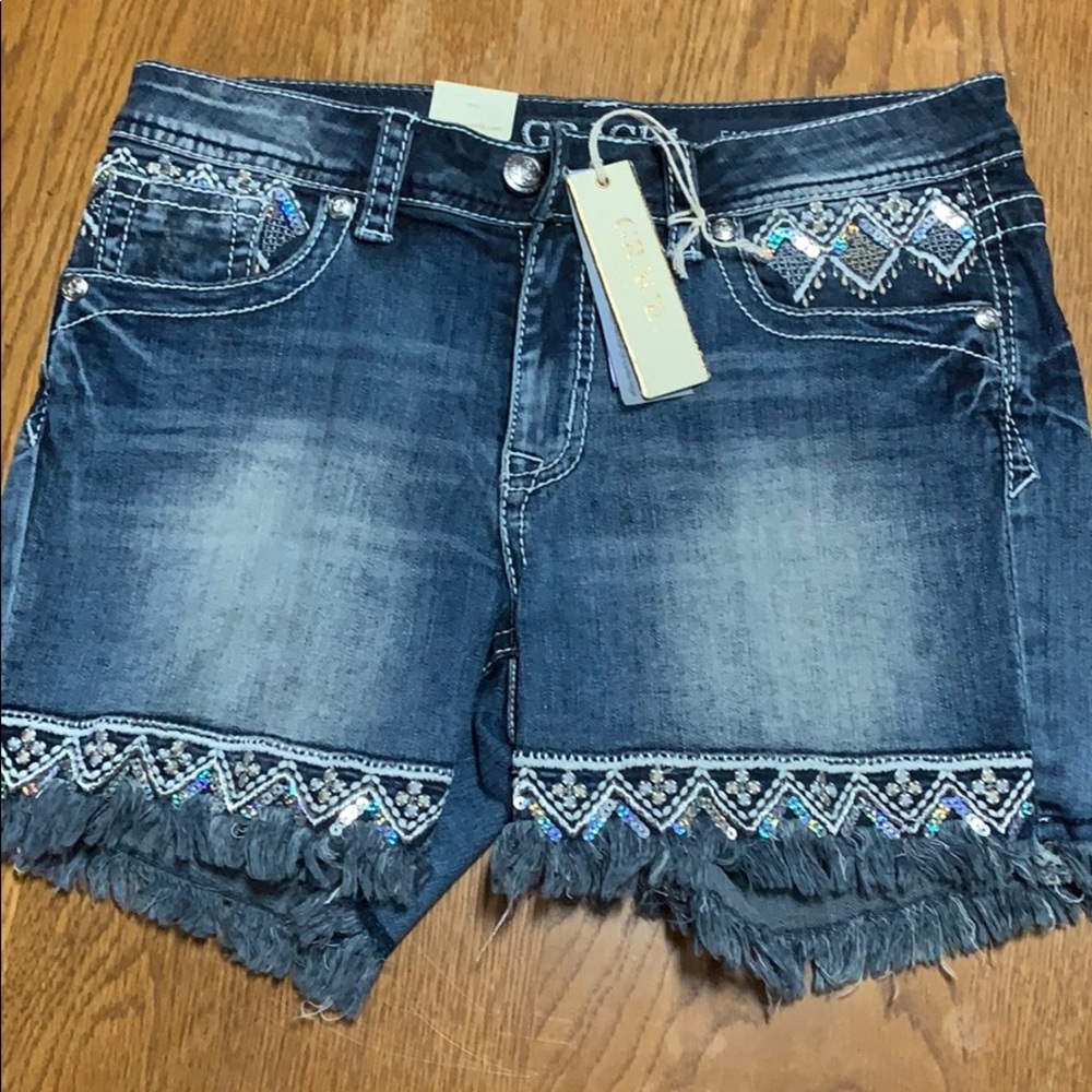 Aztec pocket shorts